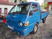 https://riyasewana.com/uploads/hyundai-h100-truck-2000-123401812561.jpg