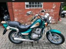Hyundai Hyosung Cruise 2000 Motorbike