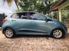https://riyasewana.com/uploads/hyundai-hyundai-grand-2017-3113421212693.jpg
