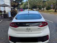 https://riyasewana.com/uploads/hyundai-ioniq-hybrid-2017-321570112133.jpg
