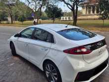https://riyasewana.com/uploads/hyundai-ioniq-hybrid-2017-321570112302.jpg