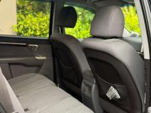 https://riyasewana.com/uploads/hyundai-sanatafe-15845446235.jpg