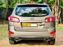 Hyundai Santa Fe 2011 SUV