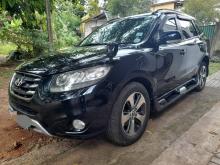 Hyundai Santa Fe 2012 SUV