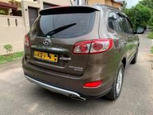 Hyundai Santa Fe 2011 SUV