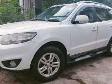 https://riyasewana.com/uploads/hyundai-santa-fe-252009024712.jpg