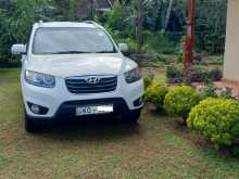 Hyundai Santa Fe 2011 SUV