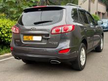 https://riyasewana.com/uploads/hyundai-santa-fe-28815396956.jpg