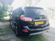 Hyundai Santa Fe 2012 SUV