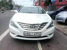 Hyundai Sonata 2012 Car