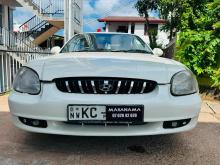 Hyundai Sonata 2000 Car