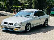 Hyundai Sonata 2000 Car