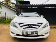 Hyundai Sonata 2011 Car