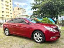 Hyundai Sonata 2012 Car