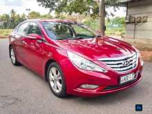 Hyundai Sonata 2011 Car