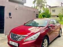 Hyundai Sonata 2010 Car
