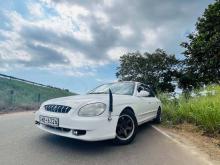Hyundai Sonata 2000 Car