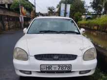 Hyundai Sonata 2000 Car