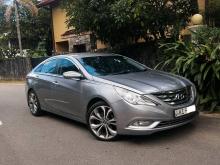 Hyundai Sonata Limited 2010 Car