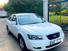 Hyundai Sonata NF 2005 Car