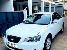 Hyundai Sonata NF 2005 Car