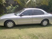 Hyundai Sonata 2000 Car