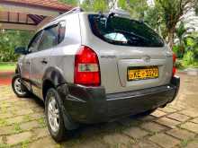 Hyundai Tucson 2006 SUV