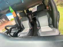 https://riyasewana.com/uploads/hyundai-trajet-2000-19564312643.jpg