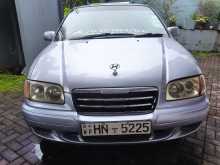 Hyundai Trajet 2003 Car