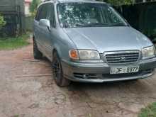 Hyundai TRAJET 2000 Car