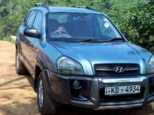 https://riyasewana.com/uploads/hyundai-trucson-2006-1216091012671.jpg