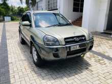 Hyundai Tucson 2006 SUV