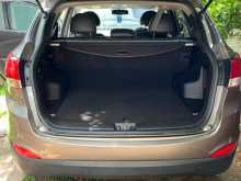 https://riyasewana.com/uploads/hyundai-tucson-1674716154.jpg