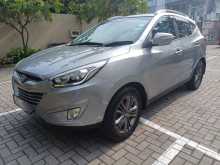 https://riyasewana.com/uploads/hyundai-tucson-16908384692.jpg