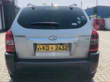 https://riyasewana.com/uploads/hyundai-tucson-2004-1012152912854.jpg