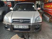 Hyundai Tucson 2004 SUV