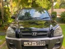 Hyundai Tucson 2005 SUV