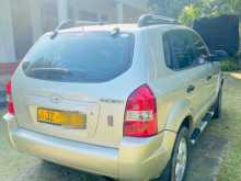 https://riyasewana.com/uploads/hyundai-tucson-2005-313150912092.jpg
