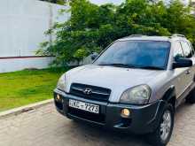 Hyundai Tucson 2006 SUV