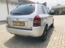 https://riyasewana.com/uploads/hyundai-tucson-2009-1713440512764.jpg