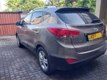 https://riyasewana.com/uploads/hyundai-tucson-2011-16103632546.jpg