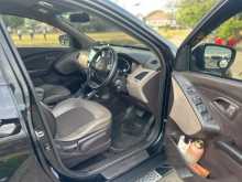 https://riyasewana.com/uploads/hyundai-tucson-2011-277171012574.jpg