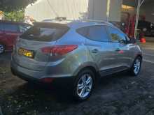 https://riyasewana.com/uploads/hyundai-tucson-2011-2917140512693.jpg