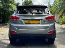 https://riyasewana.com/uploads/hyundai-tucson-2011-3021530112283.jpg