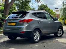 Hyundai Tucson 2011 SUV