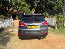 https://riyasewana.com/uploads/hyundai-tucson-2012-126191112262.jpg