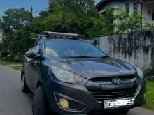 Hyundai Tucson 2012 SUV