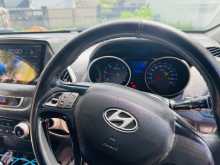 https://riyasewana.com/uploads/hyundai-tucson-2012-2517570112943.jpg