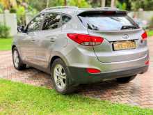 https://riyasewana.com/uploads/hyundai-tucson-2012-913122112344.jpg
