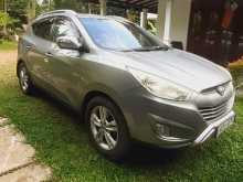 https://riyasewana.com/uploads/hyundai-tucson-2013-2011474412764.jpg